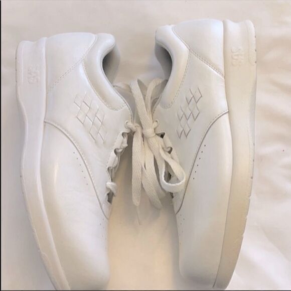 SAS WHITE LEATHER COMFORT SHOES. NEW. - Picture 2 of 7